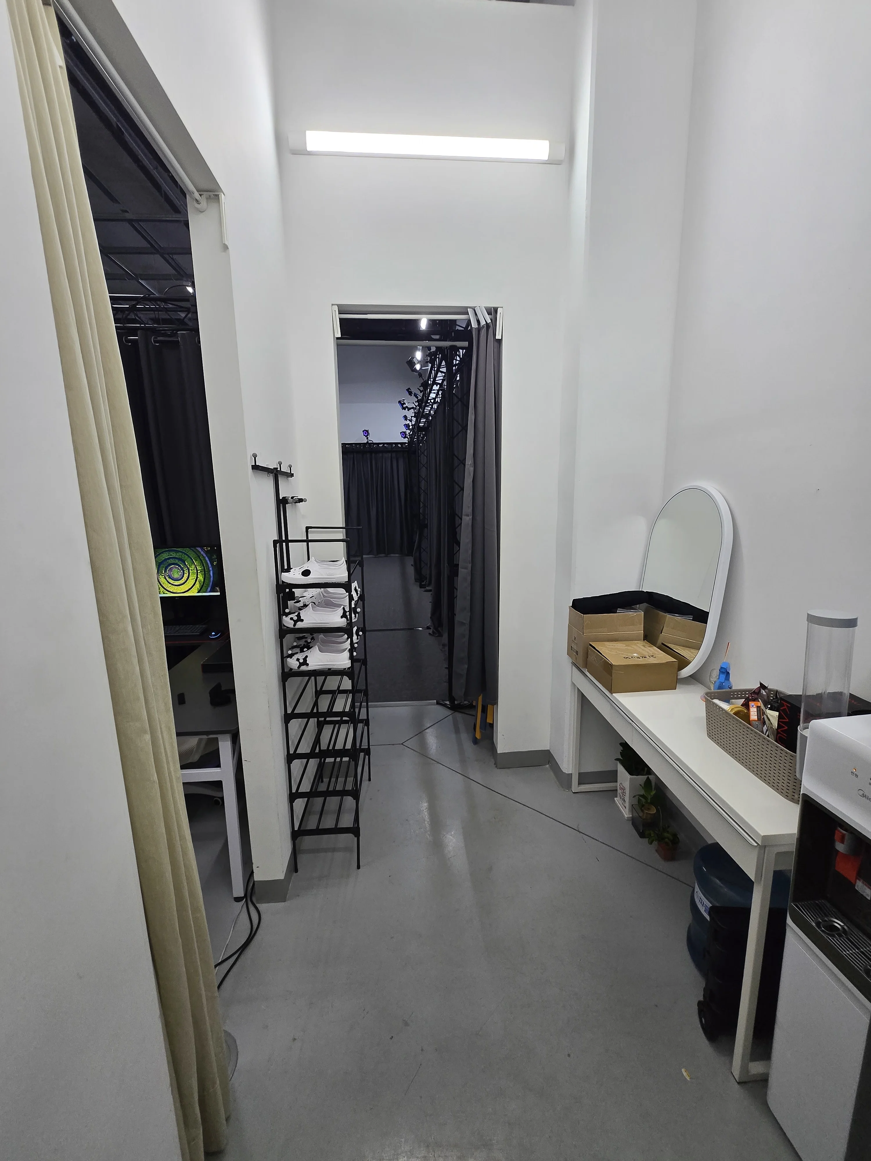 밍글 스튜디오 파우더룸 - 스튜디오와 직접 연결된 메이크업 및 준비 공간